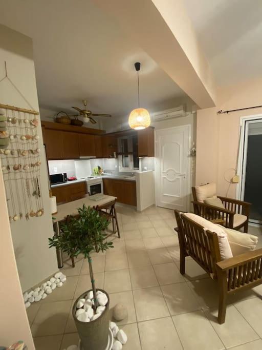 Ilisia Neapoli Apartments 1 Neápolis Buitenkant foto