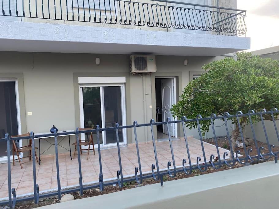 Ilisia Neapoli Apartments 1 Neápolis Buitenkant foto