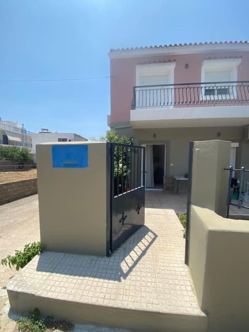 Ilisia Neapoli Apartments 1 Neápolis Buitenkant foto